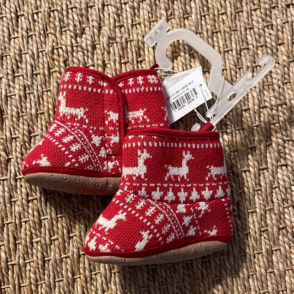 Old navy Cozy Red and White Kids Boots holiday Christmas